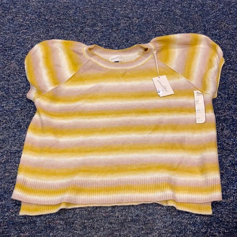 Universal Thread Butterfly Sweater sz. XXL NWT